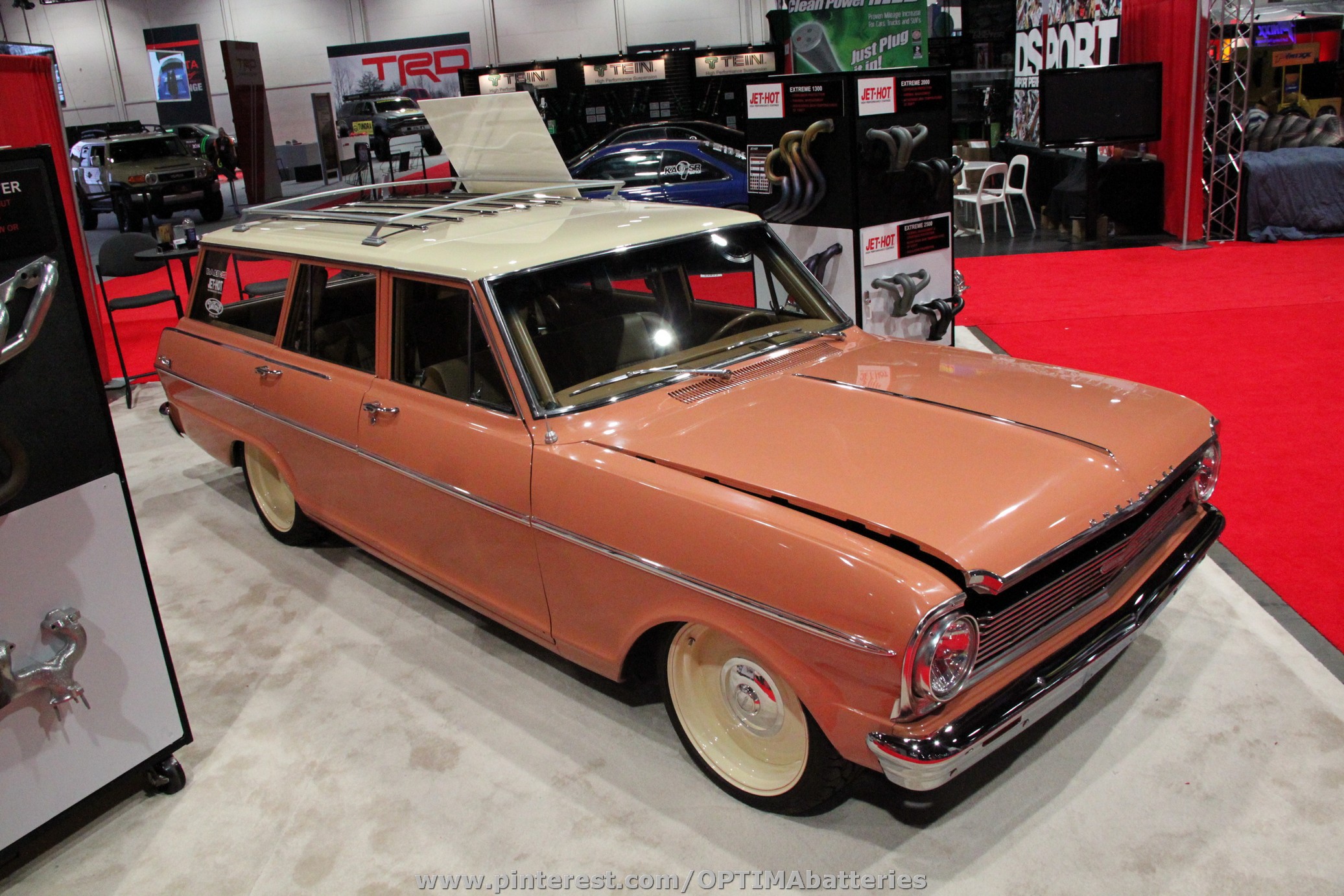 1965-Chevy-II-Nova-stationwagon-SEMA-Show-2012
