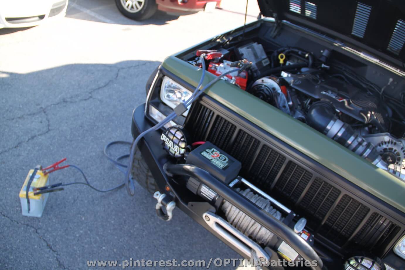 OPTIMA YELLOWTOP starts a car