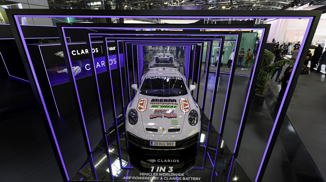 Racing Porsche in IAA Clarios booth